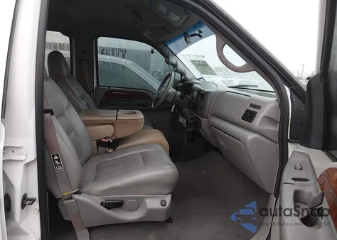 2001 Ford F-350 Lariat/Xl/Xlt z USA, uszkodzony, nr VIN 1FTSW31F31ED58239